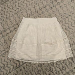 Ann Taylor Summer Skirt Lined in White Lace and Pleads